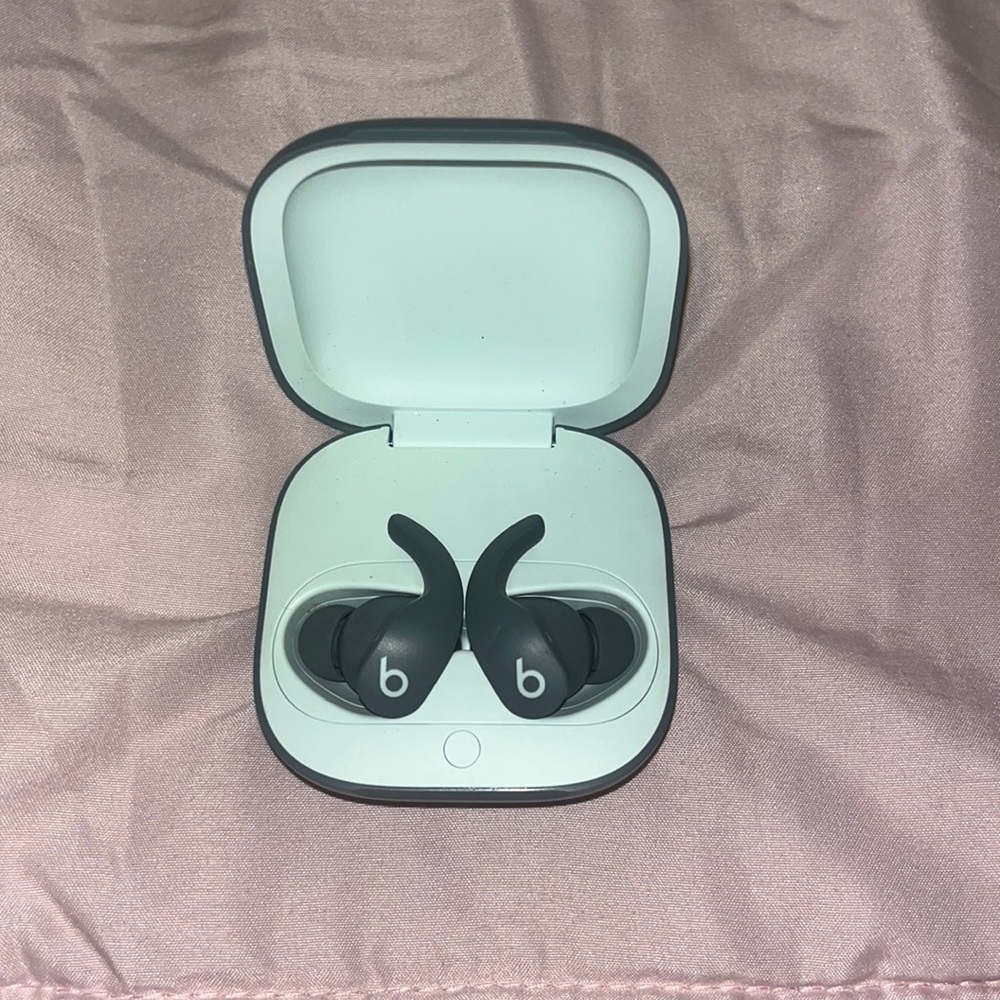 Beats Fit Pro Wireless Noise Cancelling In-Ear Headphone Beats by Dr. Dre
